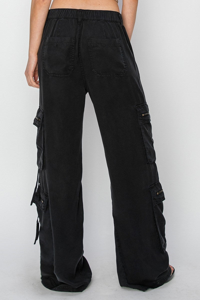 Multi Pocket Risen Cargo Pant