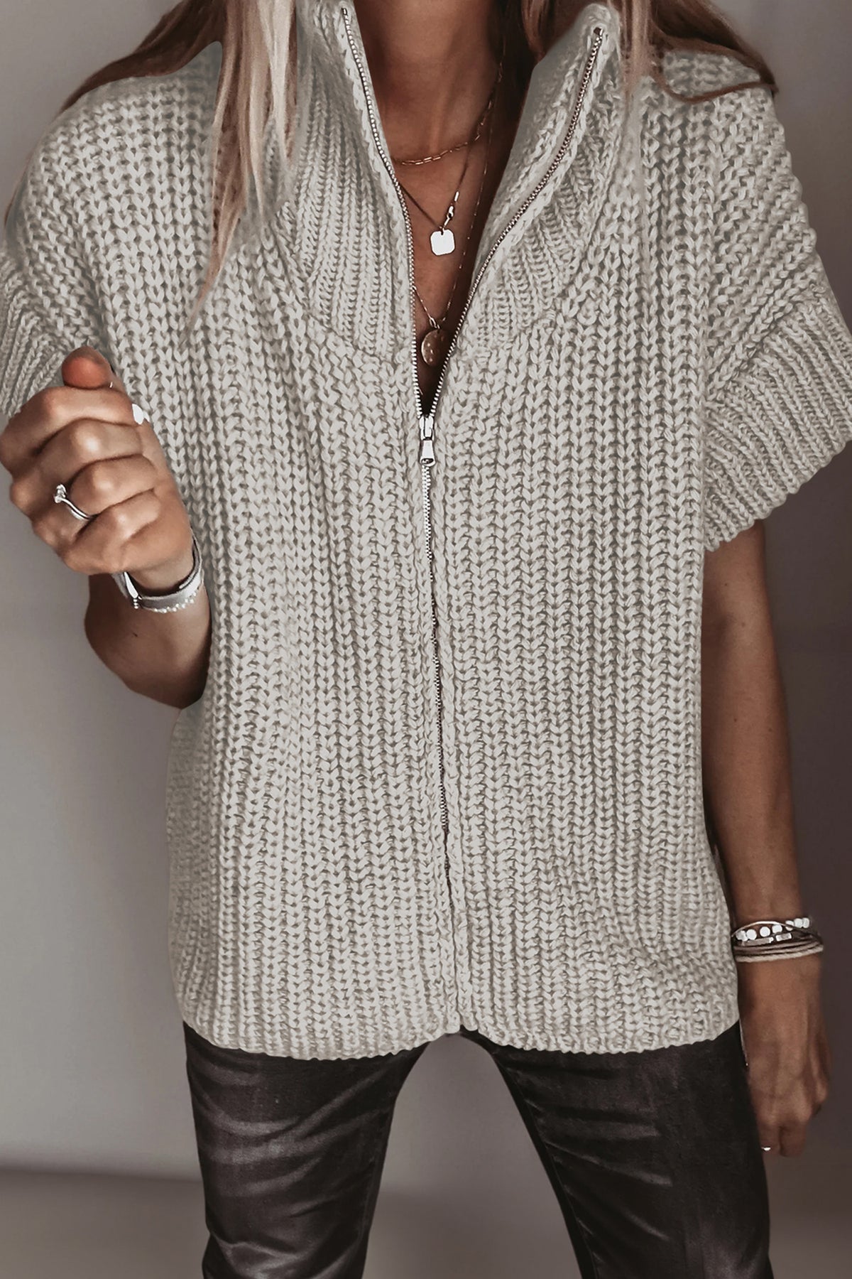 Cinnamon Solid Color Short Sleeve Zipper Knit High Neck Sweater